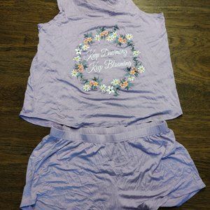 NWT Lavender Sleepset